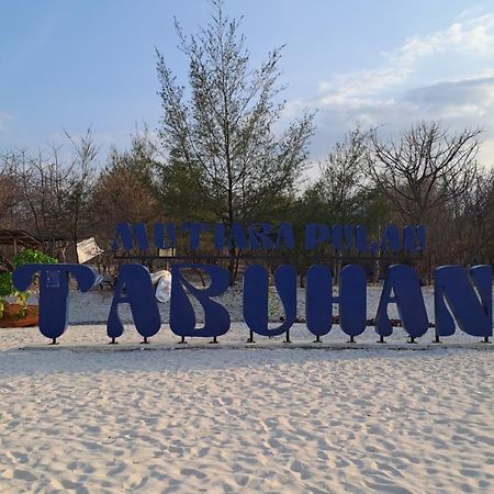 Tropical Paradiso Homestay Banyuwangi  Εξωτερικό φωτογραφία