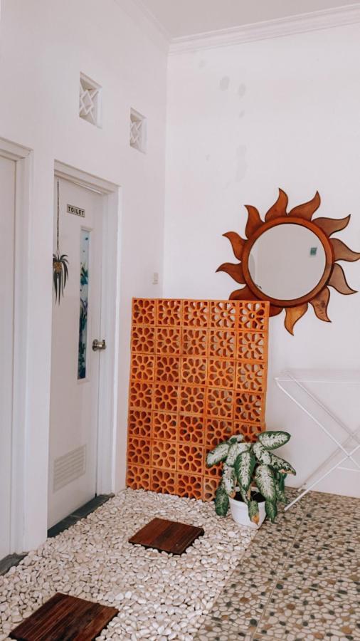 Tropical Paradiso Homestay Banyuwangi  Εξωτερικό φωτογραφία