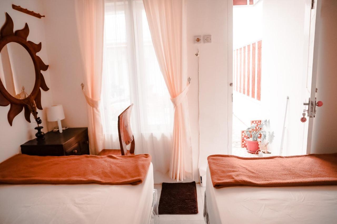 Tropical Paradiso Homestay Banyuwangi  Εξωτερικό φωτογραφία